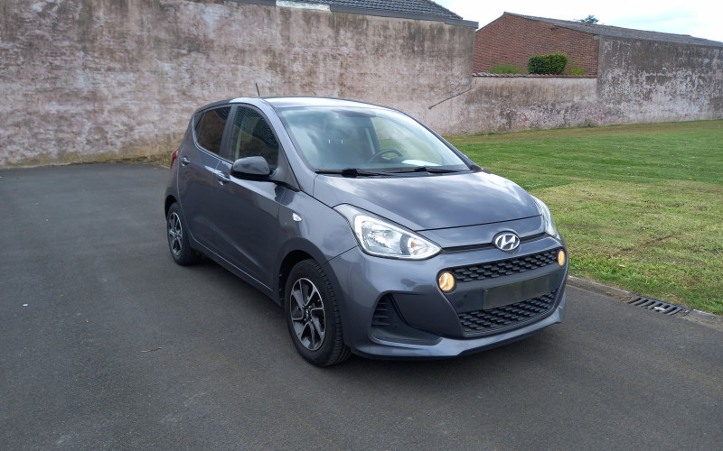 Hyundai i10 grijs bj 2019