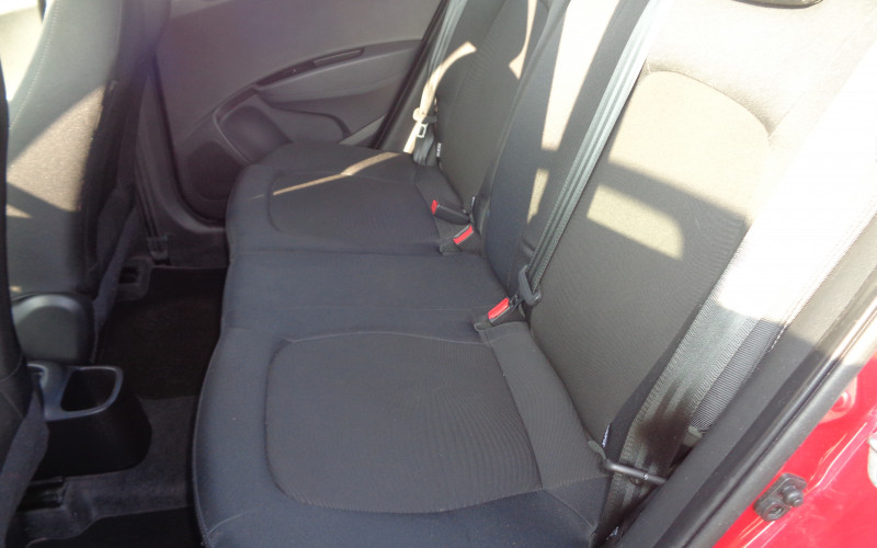 hyundai i10 Rood bj 2019