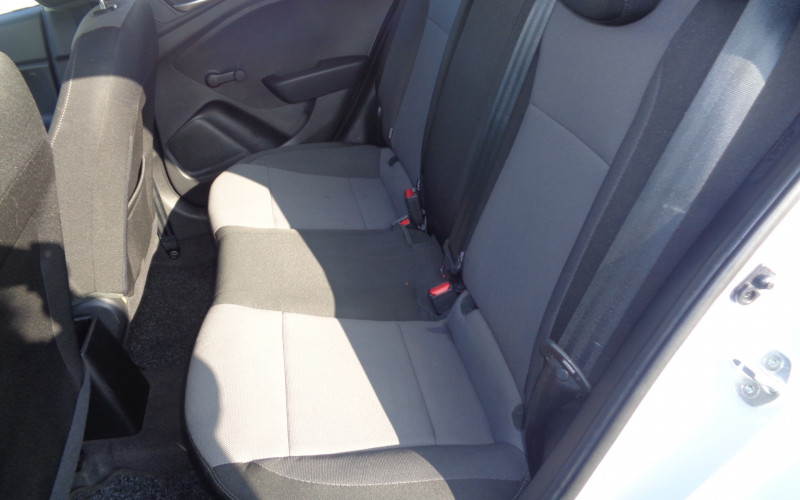 hyundai i20 wit blauw bj 2020