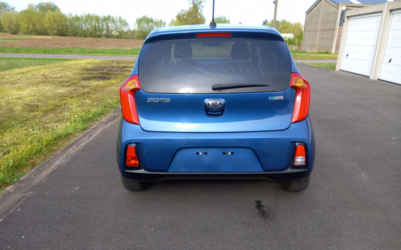 Kia picanto blauw bj 2016