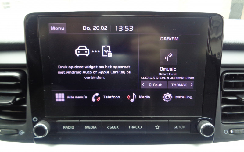 KIA STONIC rood bj 2021
