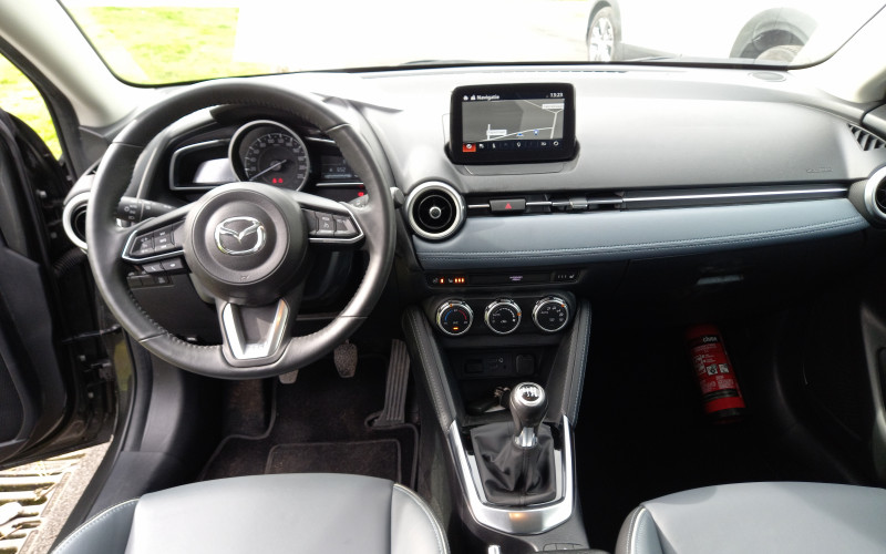 Mazda 2 airco gps