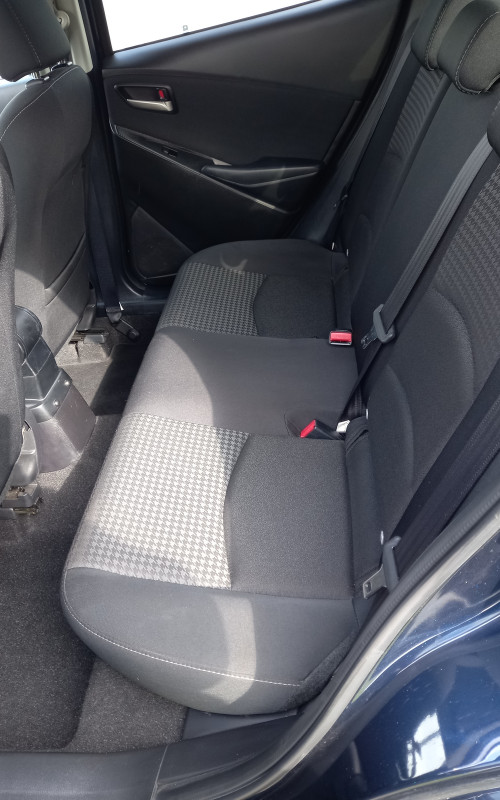 Mazda 2 blauw