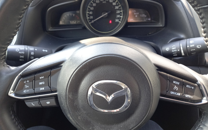 Mazda 3 blauw