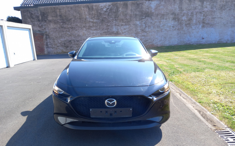 mazda 3 zwart bj 2021