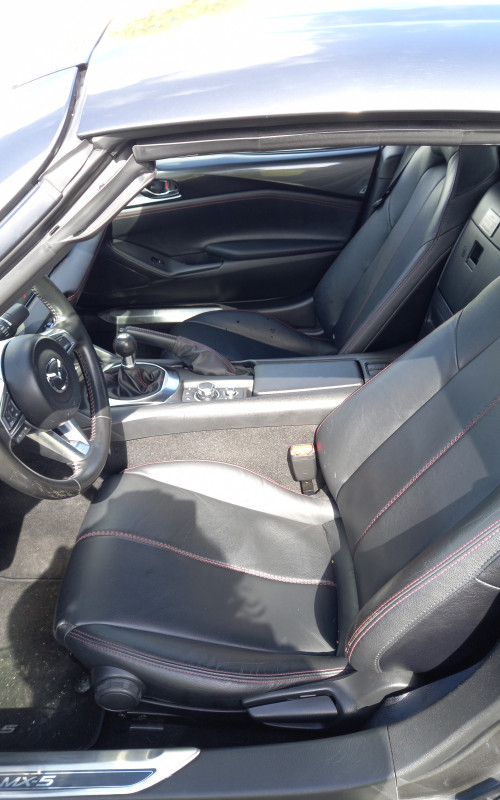 Mazda MX - 5  grijs bj 2017