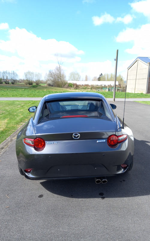 Mazda MX - 5  grijs bj 2017